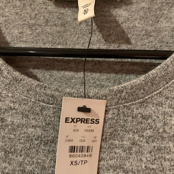 Express Top - Picture 2 of 3